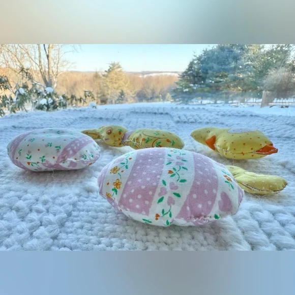 Vintage Handmade Fabric Plush Easter Basket with Bunny, chick and eggs - Picture 15 of 15